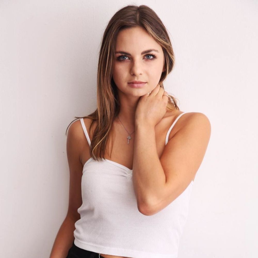 Meet your Posher, Emma
